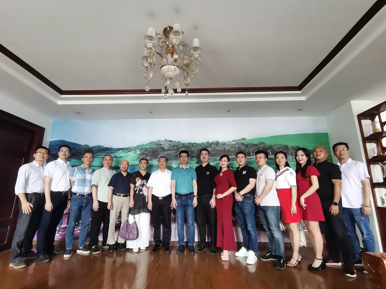 ������ίͳս���쵼���ӵ�ɽ�ؼ��ŵ���