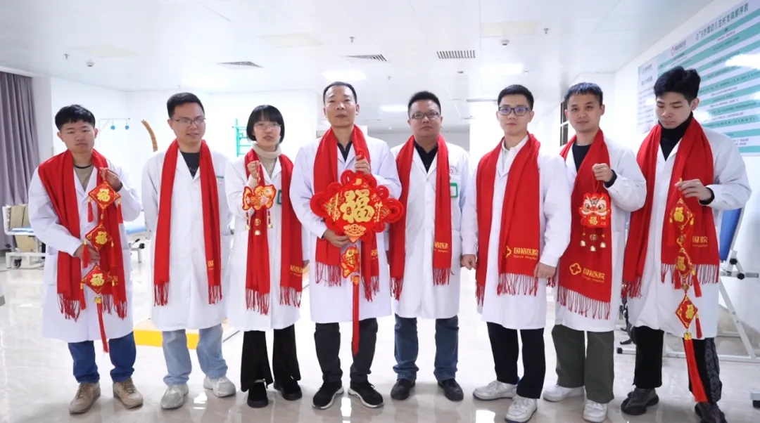 ������ʼ��������£���ԣҽԺ���ڻ�Ծӭʢ���������ǰ�����£�